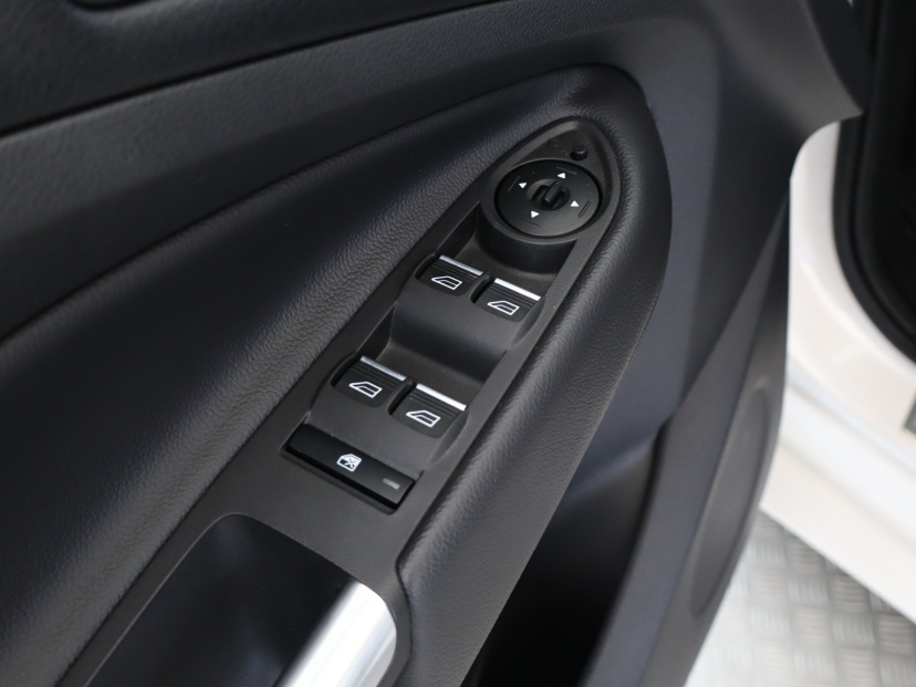 Ford Kuga, 2019