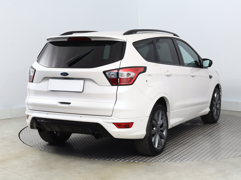 Ford Kuga, 2019