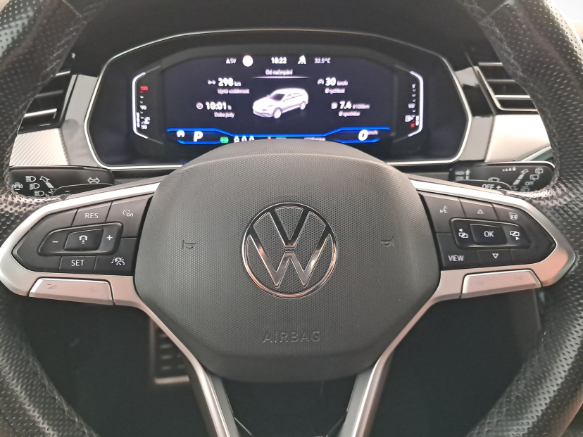 Volkswagen Passat, 2021
