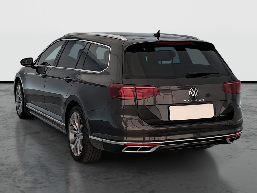 Volkswagen Passat, 2021