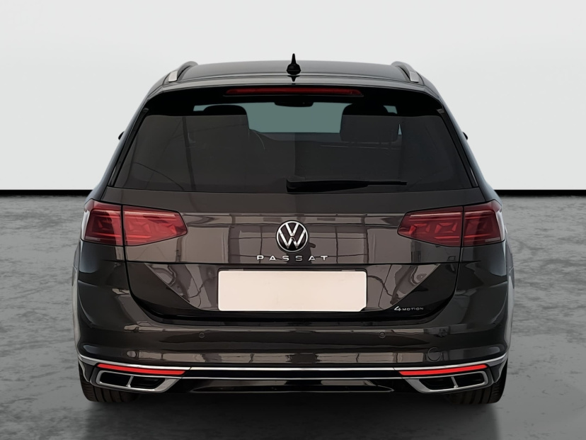 Volkswagen Passat, 2021