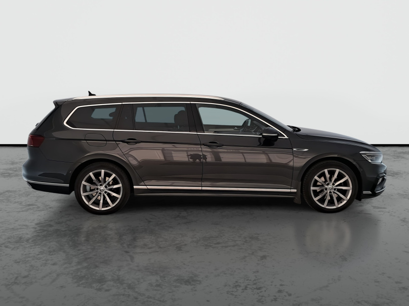 Volkswagen Passat, 2021