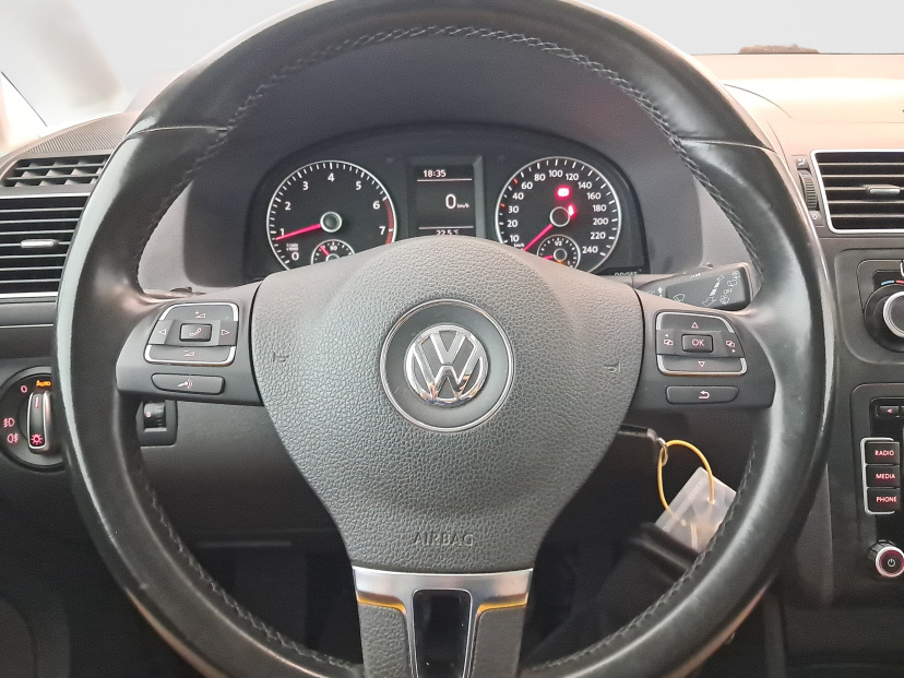 Volkswagen Touran, 2011