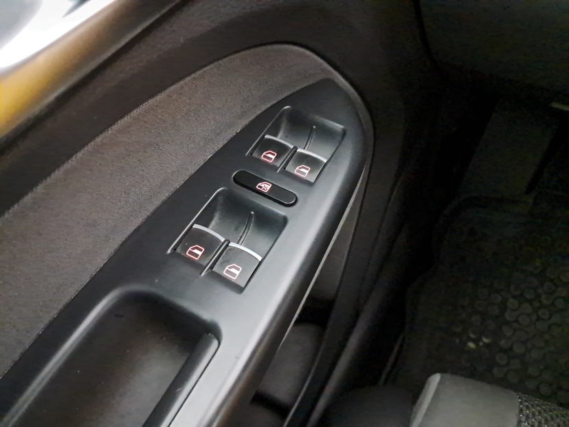 Volkswagen Touran, 2011