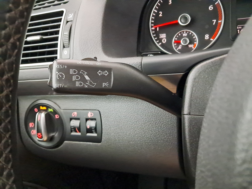 Volkswagen Touran, 2011