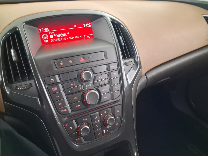 Opel Astra, 2013