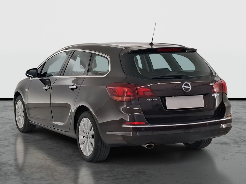 Opel Astra, 2013