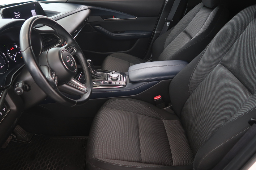 Mazda CX-30, 2021