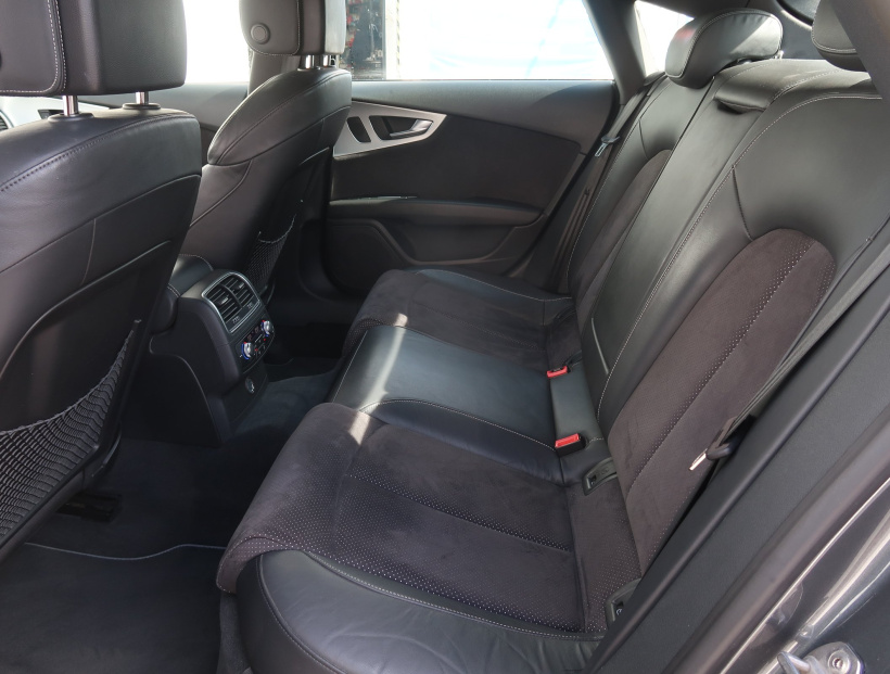 Audi A7, 2015