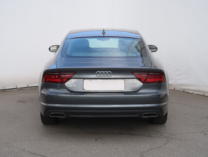 Audi A7, 2015