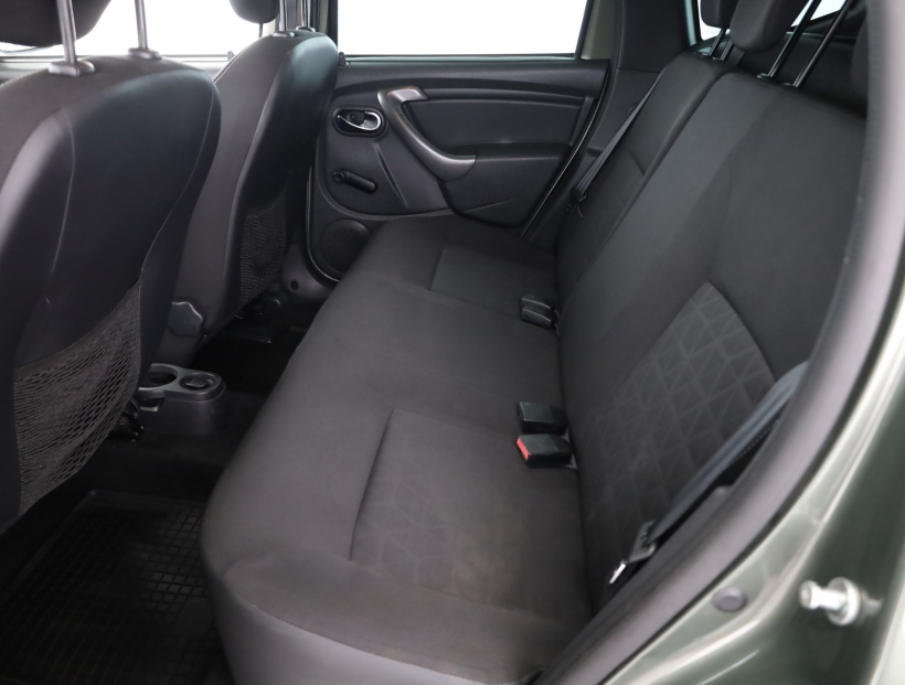 Dacia Duster, 2015
