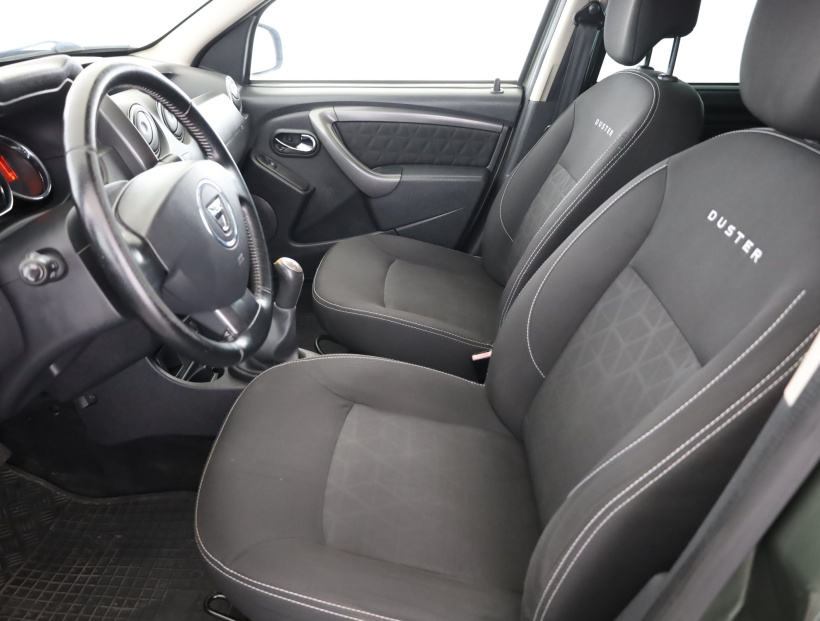Dacia Duster, 2015