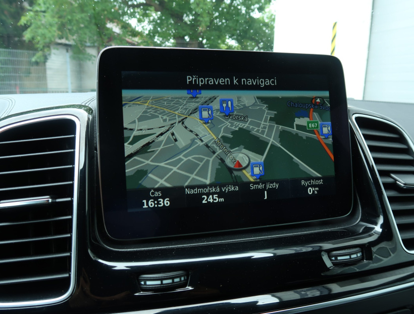 Mercedes-Benz GLS, 2016