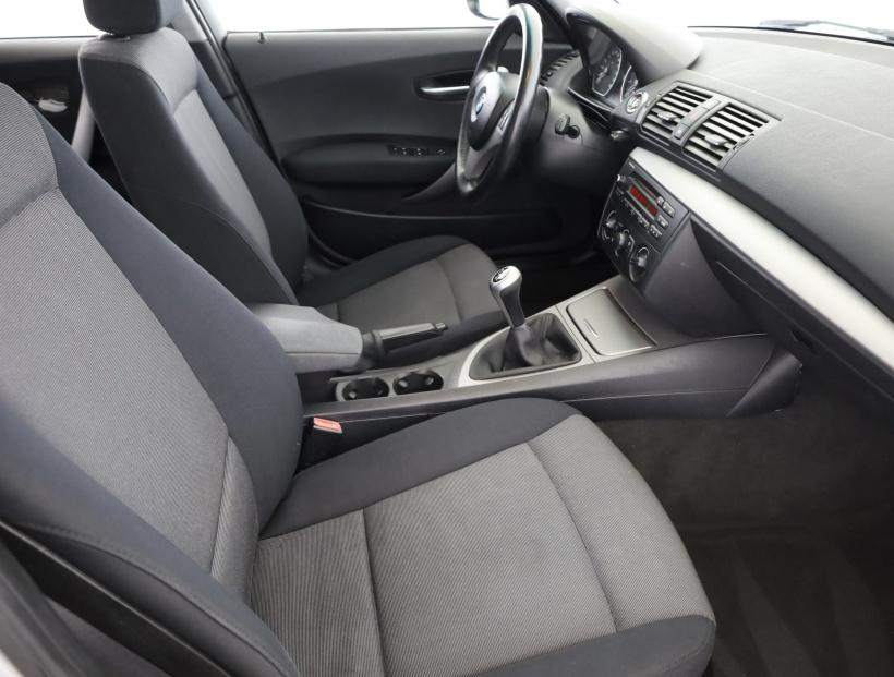 BMW 1, 2005