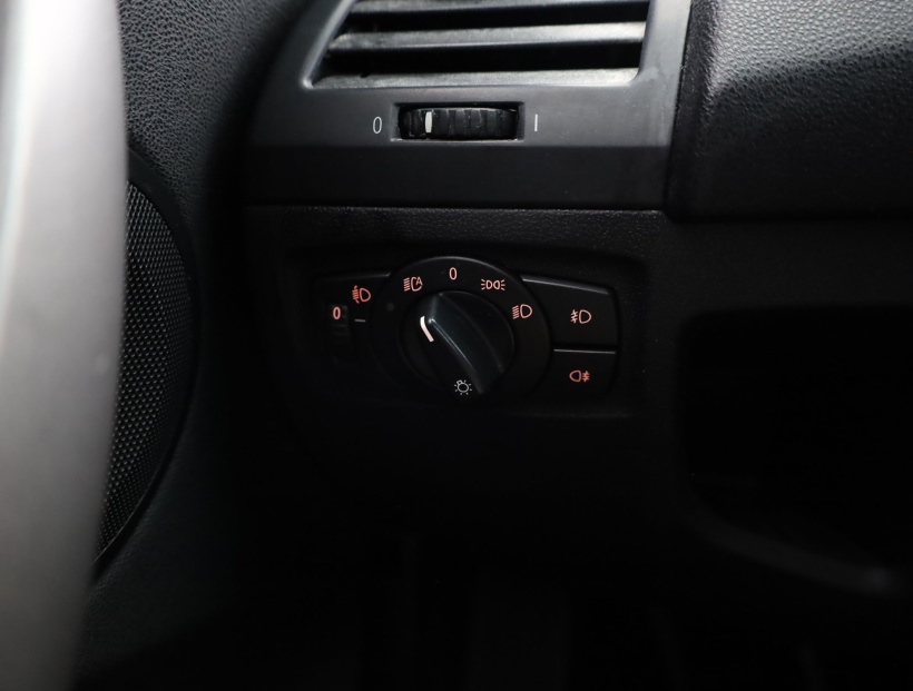 BMW 1, 2005