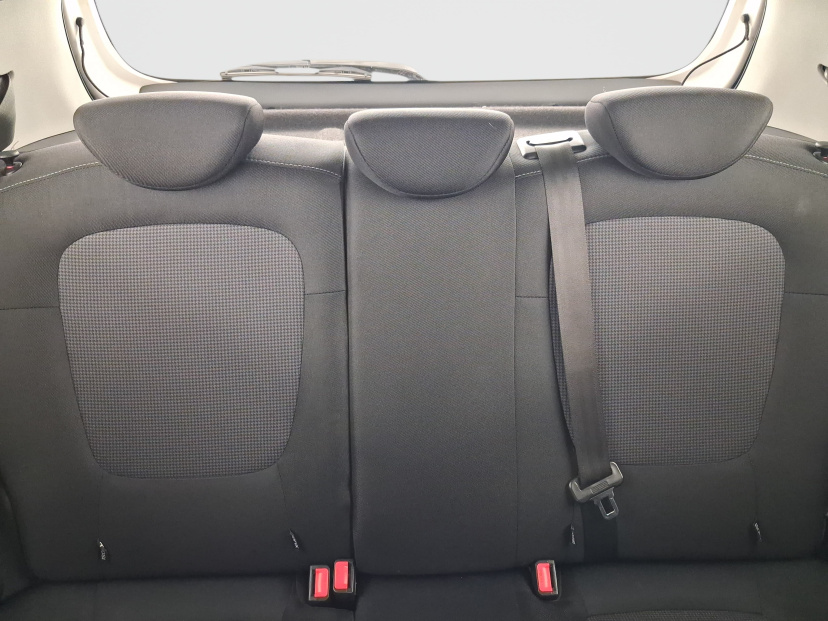 Hyundai i20, 2013