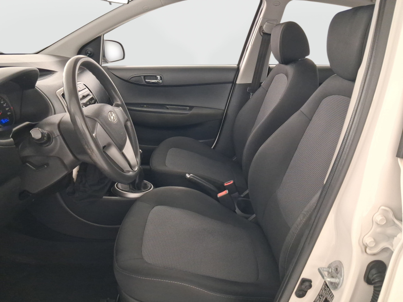 Hyundai i20, 2013