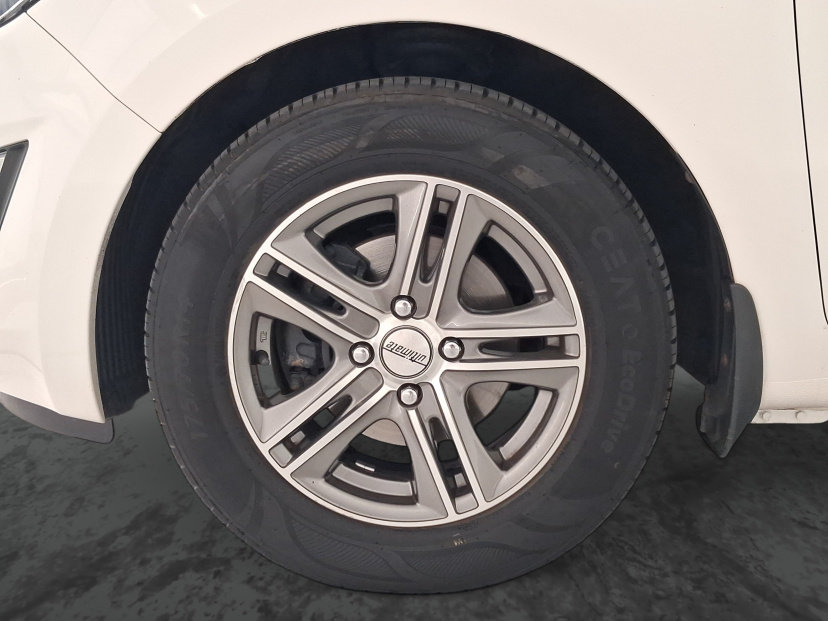 Hyundai i20, 2013
