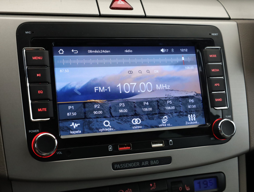 Volkswagen Passat, 2009