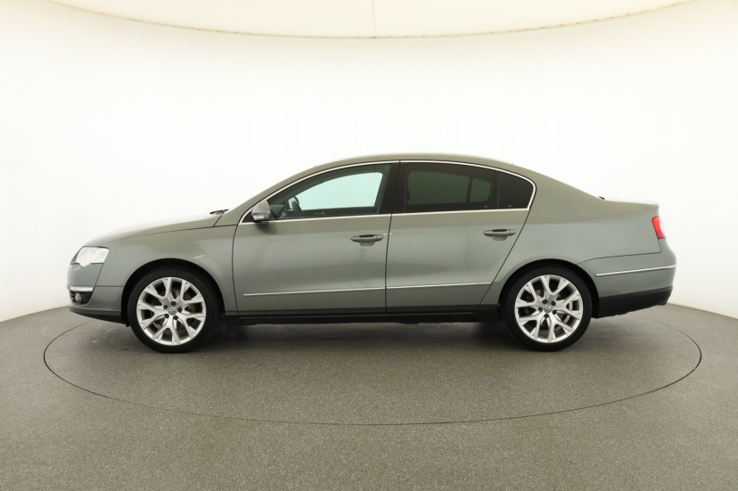 Volkswagen Passat, 2009