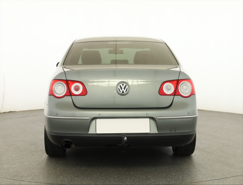 Volkswagen Passat, 2009