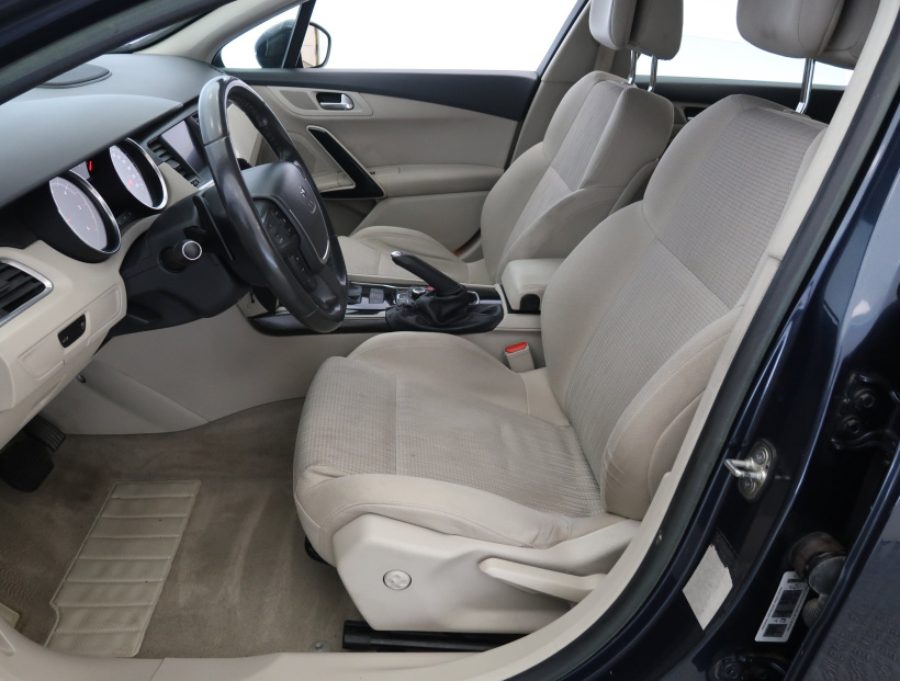 Peugeot 508, 2011