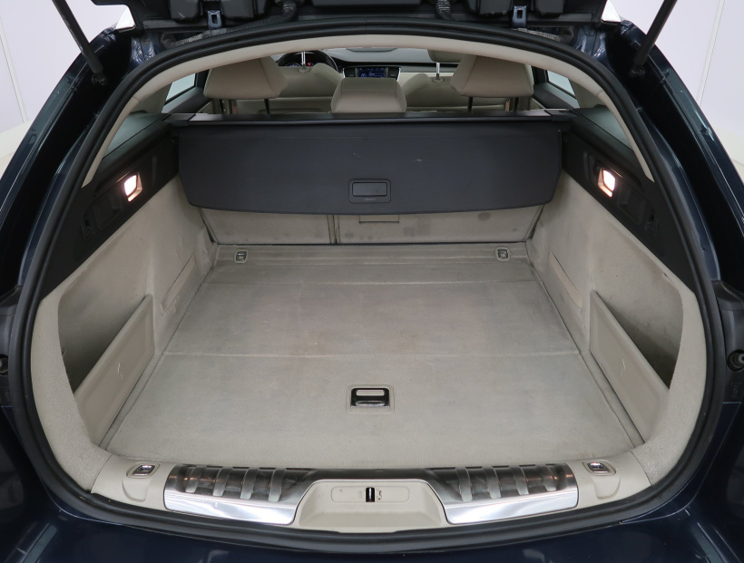 Peugeot 508, 2011