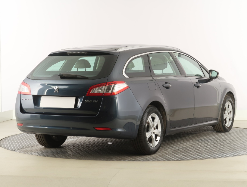 Peugeot 508, 2011