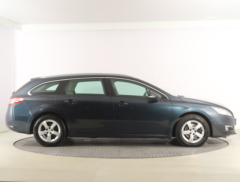 Peugeot 508, 2011