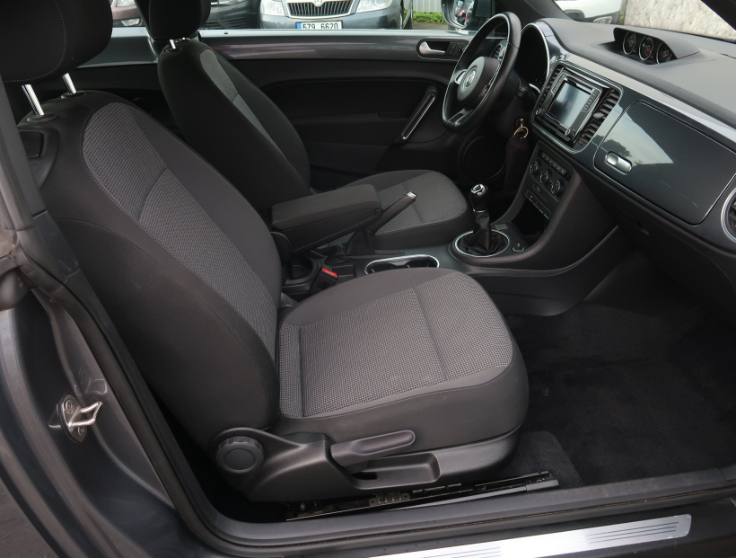 Volkswagen Beetle, 2016