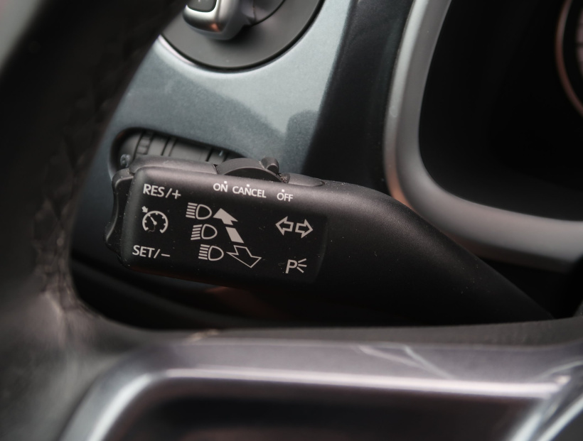 Volkswagen Beetle, 2016