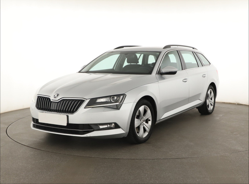 Škoda Superb, 2016