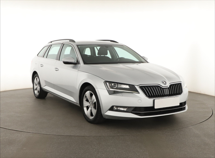 Škoda Superb, 2016