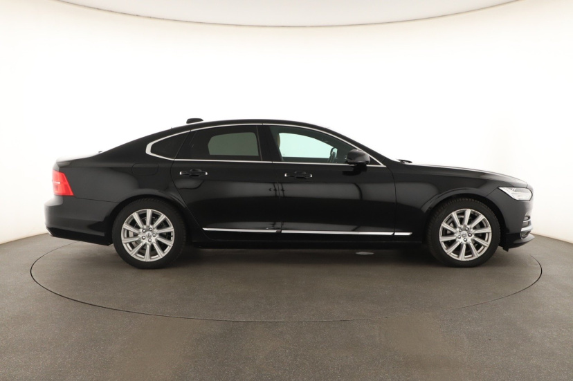 Volvo S90, 2018