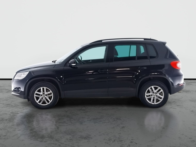 Volkswagen Tiguan, 2011