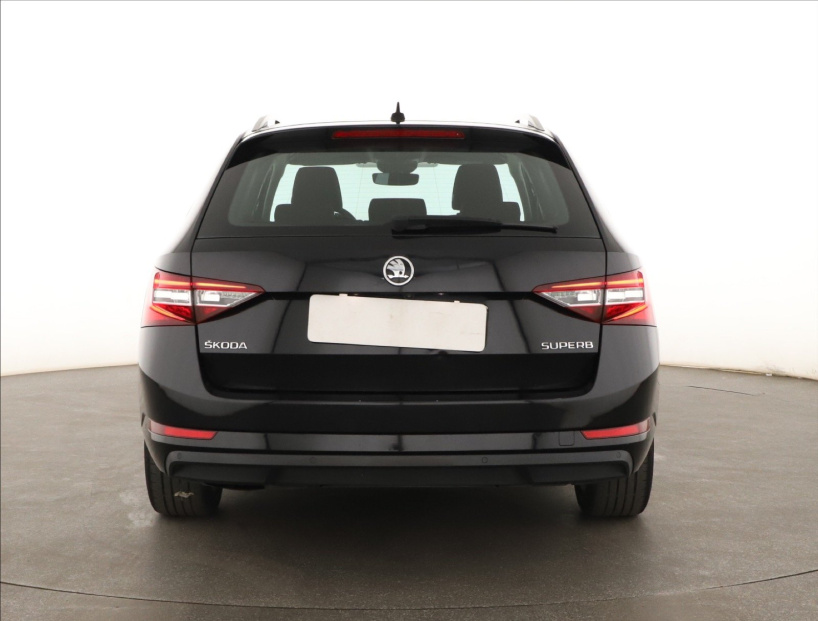 Škoda Superb, 2017
