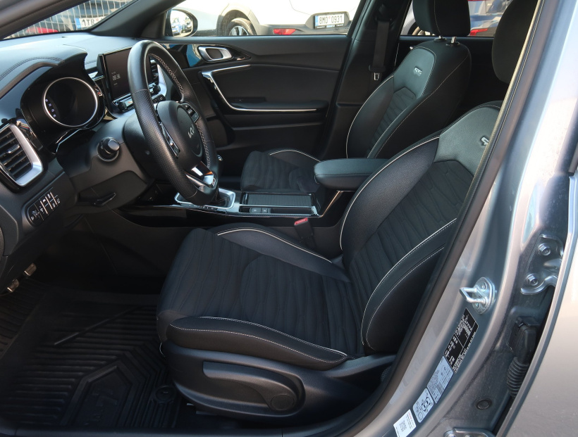 Kia ProCeed, 2023