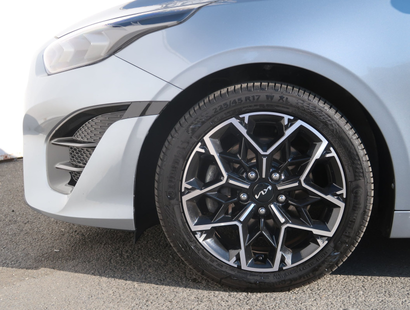 Kia ProCeed, 2023