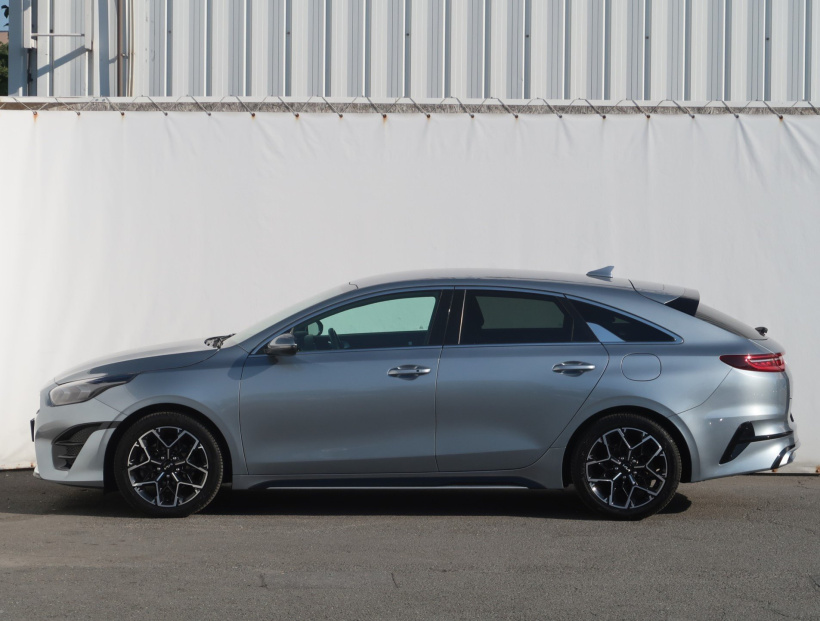 Kia ProCeed, 2023