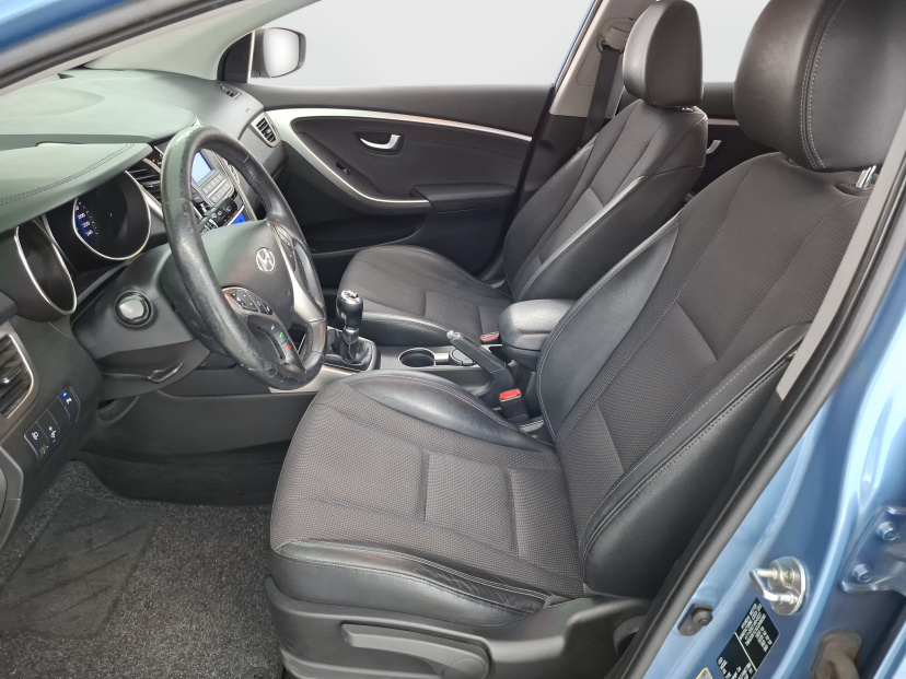 Hyundai i30, 2012
