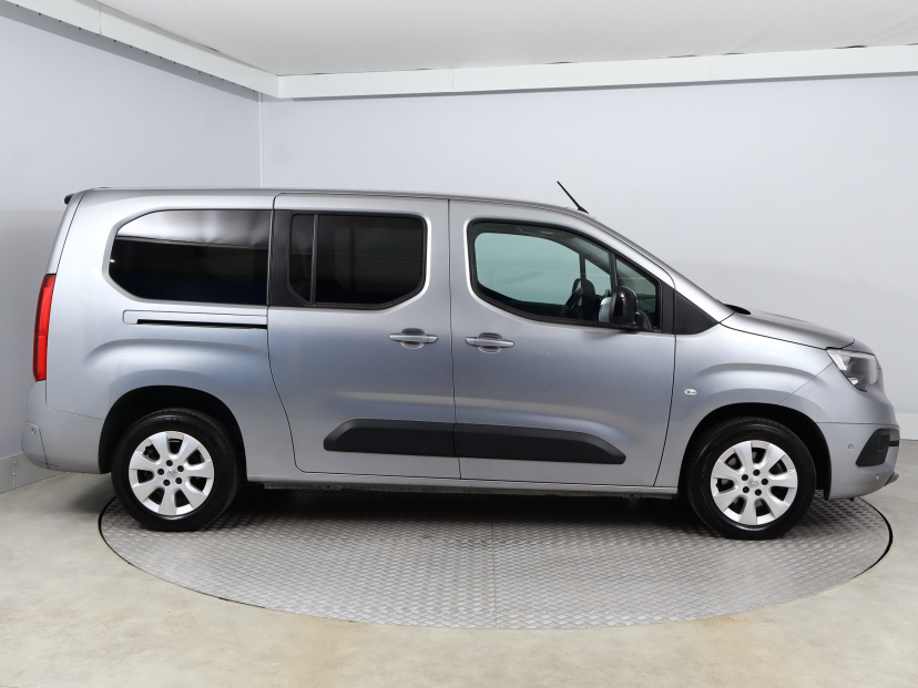 Opel Combo, 2022