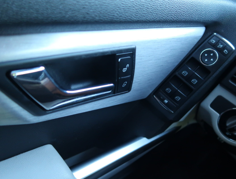 Mercedes-Benz GLK, 2010