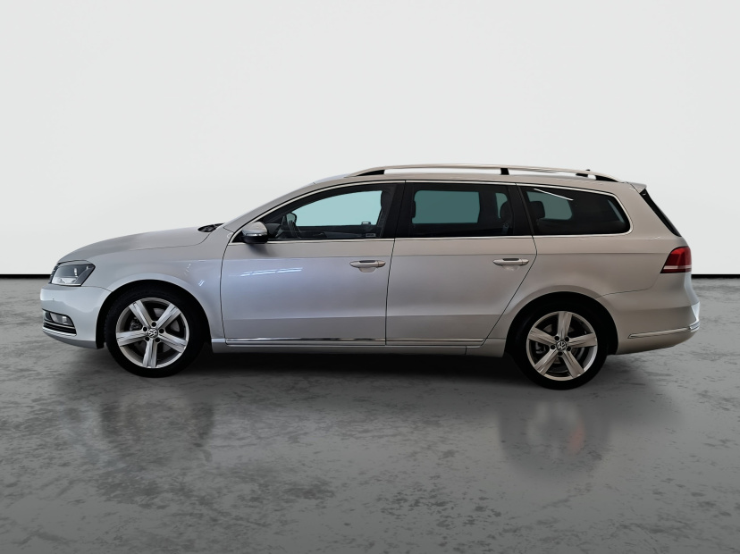 Volkswagen Passat, 2011