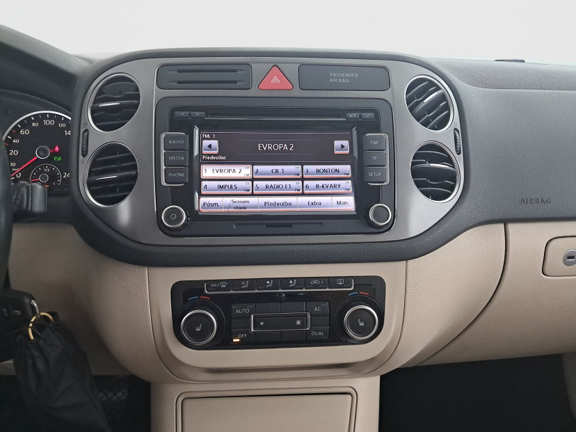 Volkswagen Tiguan, 2011