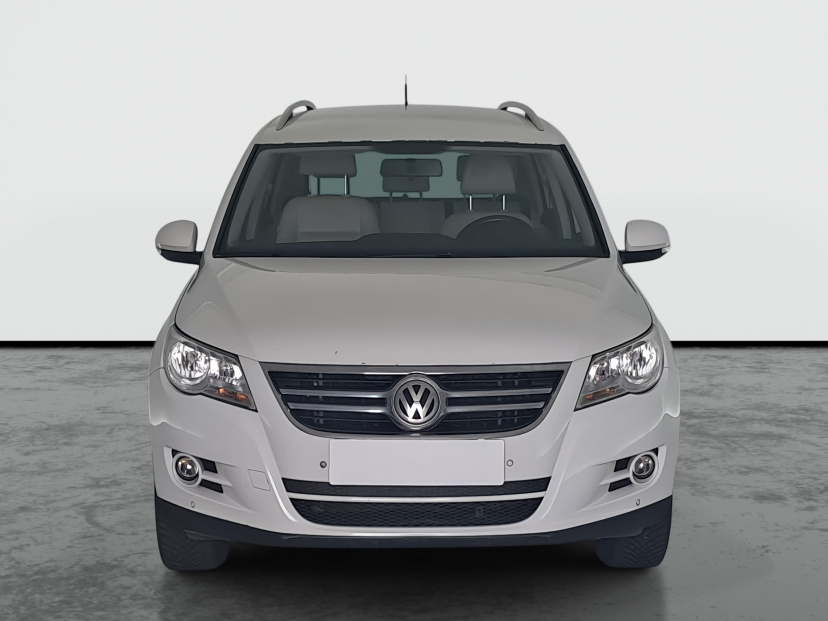 Volkswagen Tiguan, 2011