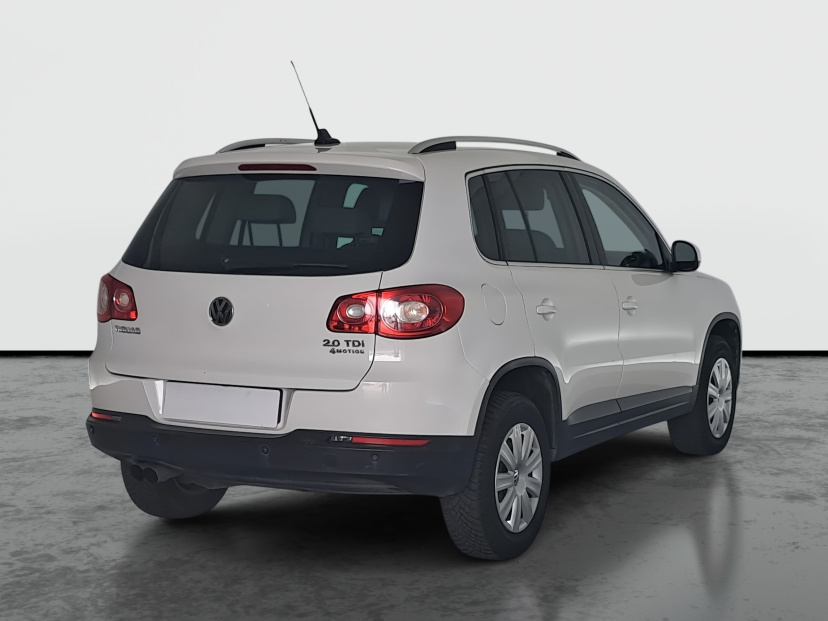 Volkswagen Tiguan, 2011