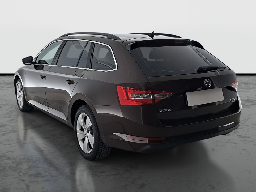Škoda Superb, 2015