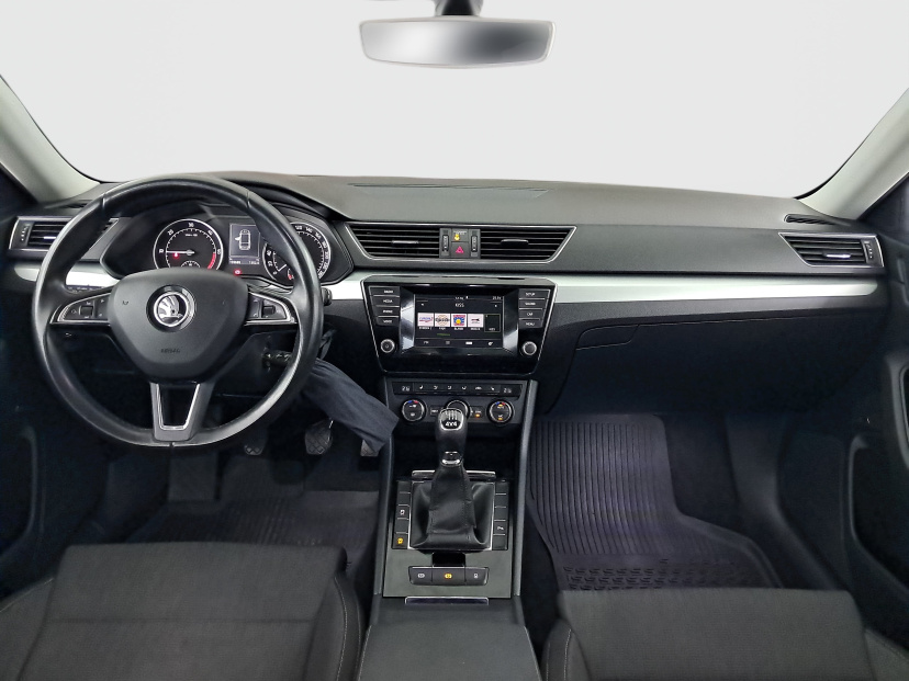 Škoda Superb, 2015