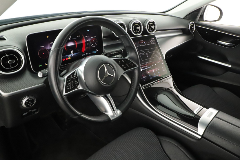 Mercedes-Benz C, 2023