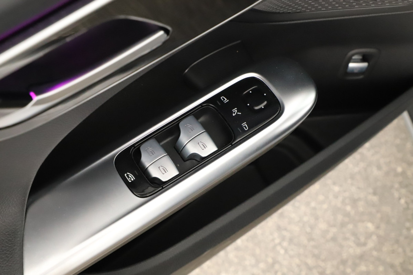 Mercedes-Benz C, 2023